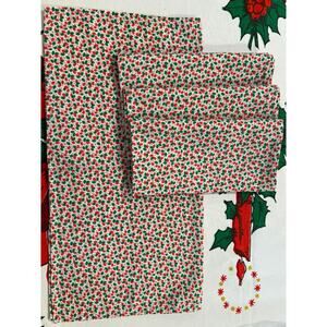 Red Holly Christmas Cloth Napkins Set of 4